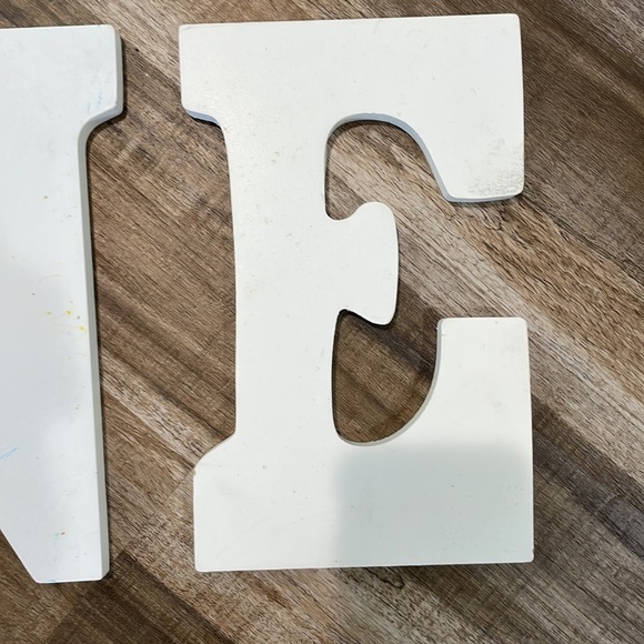 White Wooden letters ONE - Picture 4 of 4